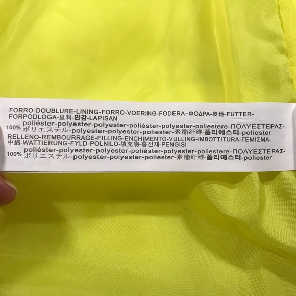 Boys' puffer vest - Picture 10 of 11